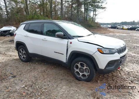 2022 Jeep Compass Trailhawk 4X4 from USA, damaged, VIN 3C4NJDDB5NT133241
